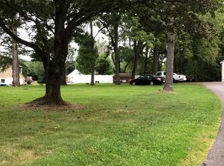 9710 Falls Rd, Potomac, MD 20854