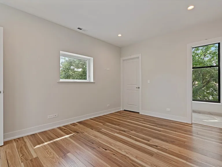 5131 N Lincoln Ave #301 — Photo 8