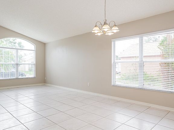 5th image of 15833 Pine Lily Ct