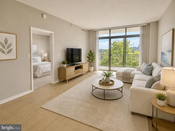 11700 Old Georgetown Rd Unit 303, North Bethesda, MD 20852