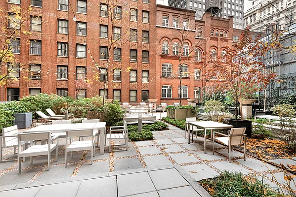 Rented by Corcoran | media 15