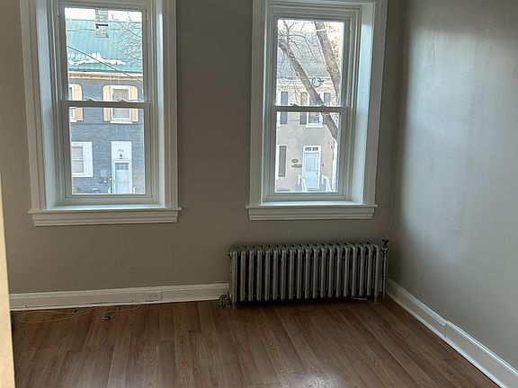 4th image of 229-331 S Potomac St #2