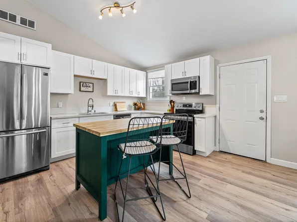 10 Jana Dr, Clarksville, TN 37042