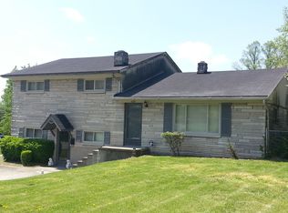 428 S 6th St, Bardstown, KY 40004