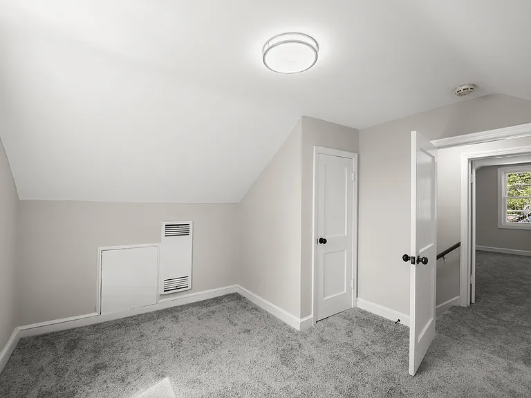 7520 Burgess Ln — Photo 16
