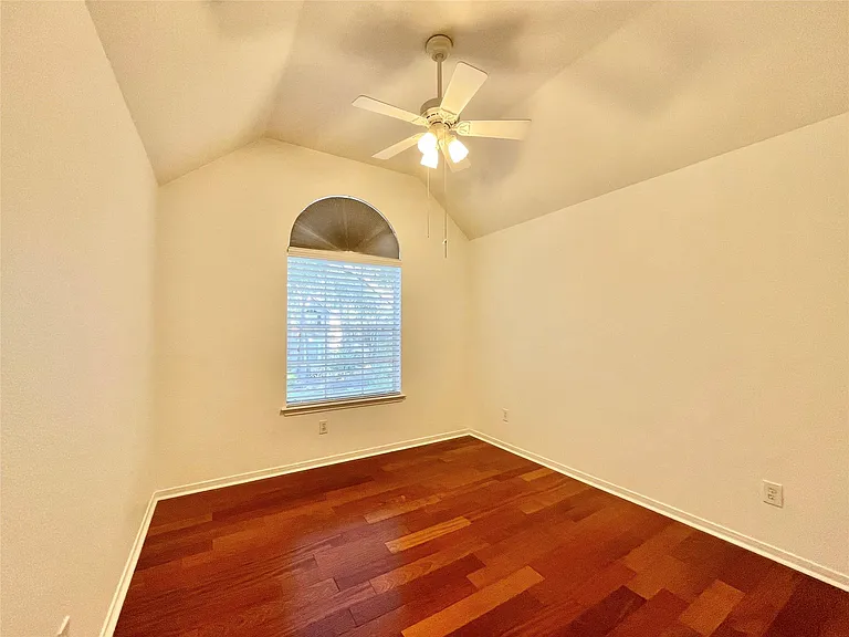 11 Dalea Pl — Photo 46