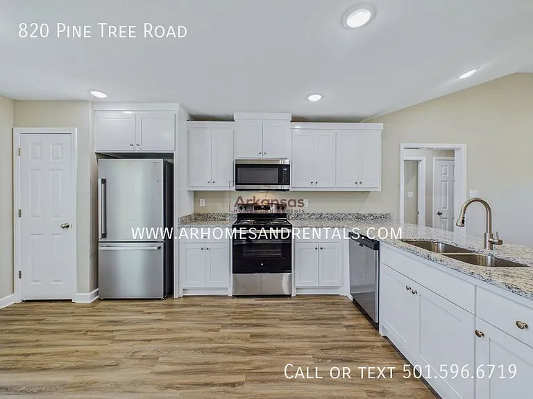 820 Pine Tree Rd — Photo 4
