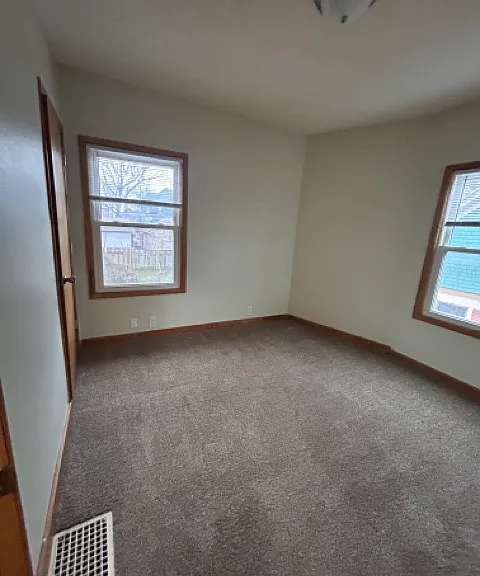 2829 Rutland Ave — Photo 33