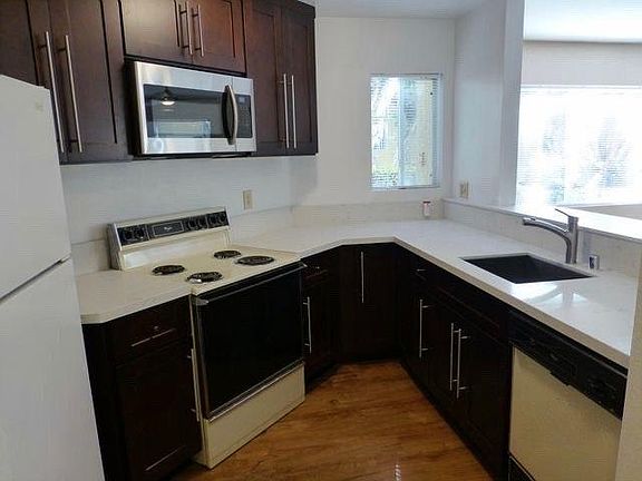 4th image of 7565 Charmant Dr Unit 513