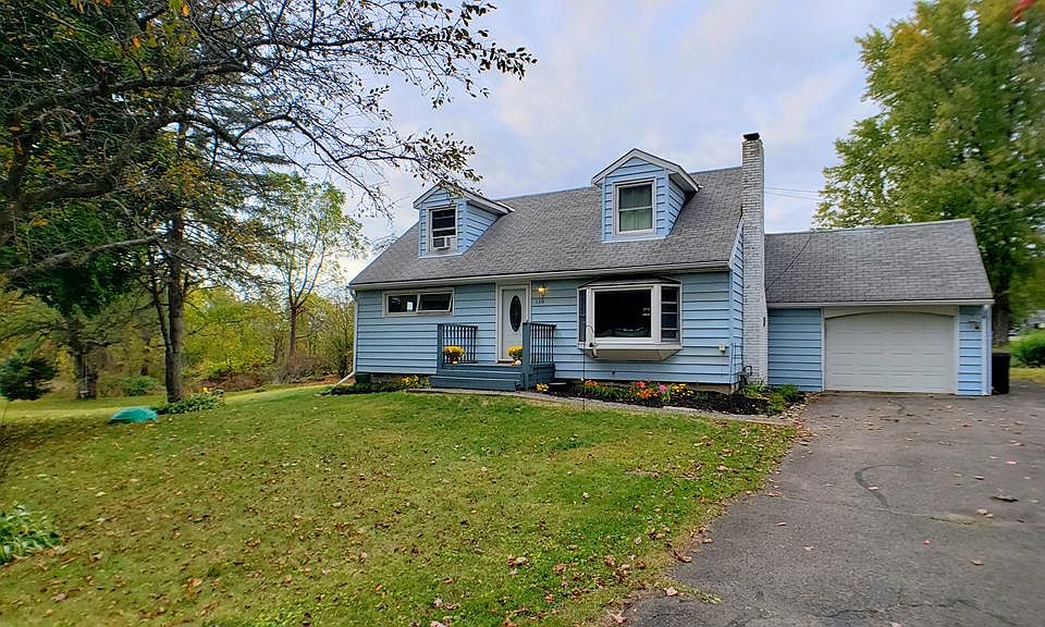 1st image of 130 Dutchess Dr