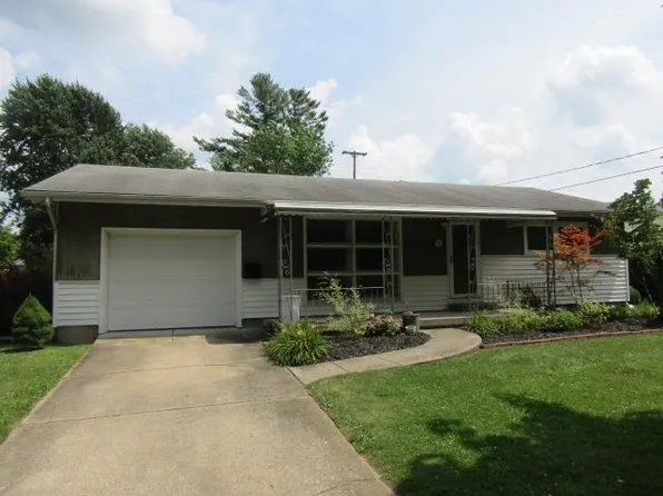 706 Wiltshire Dr, Owosso, MI 48867