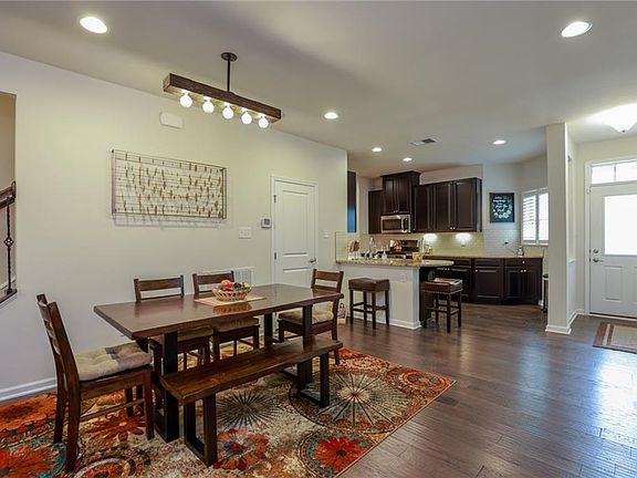 2nd image of 7968 Wistar Woods Ct