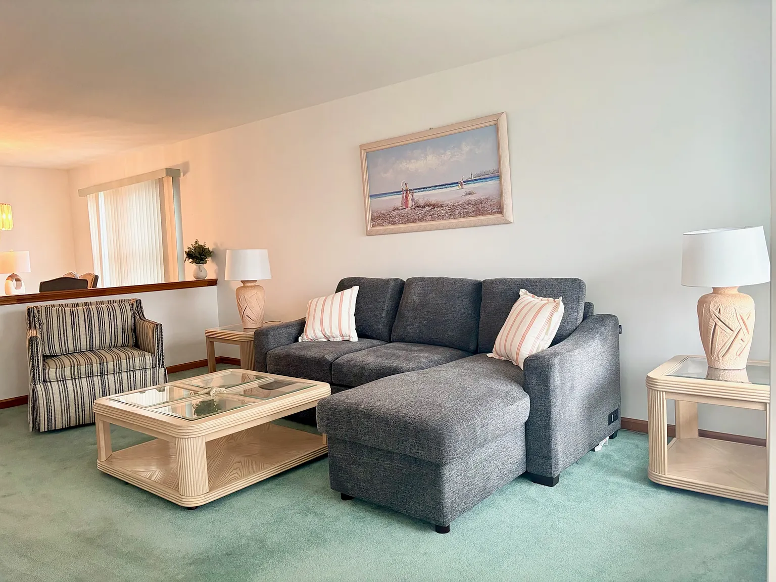 3 bed, 2066 sqft, $2,200 — Photo 2