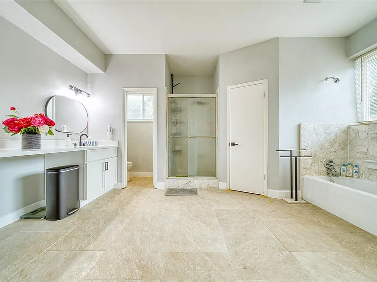 7606 Portal Dr — Photo 24