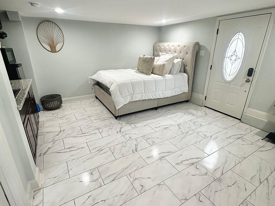 1st image of 3518 Louisiana Avenue Pkwy #3