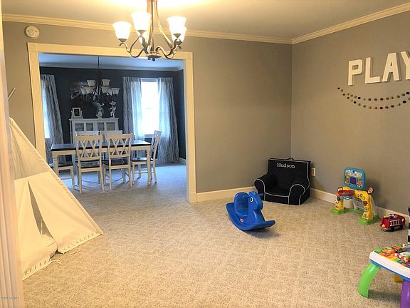 4th image of 120 Oakwood Dr