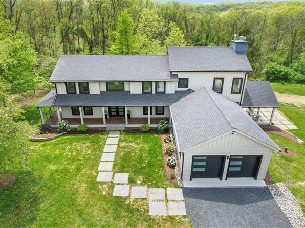 Warwick NY Single Family Homes For Sale - 31 Homes | Zillow