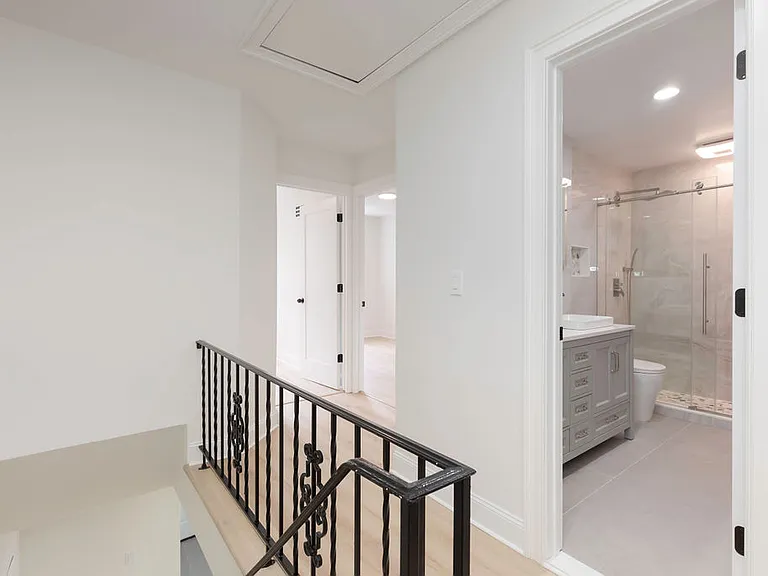 118 Texas Ave #1 — Photo 28