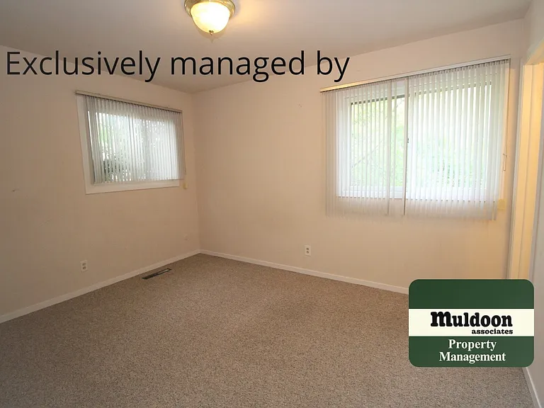 3026 Drakestone Dr — Photo 8