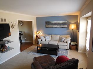 7205 Belinder Ave, Prairie Village, KS 66208