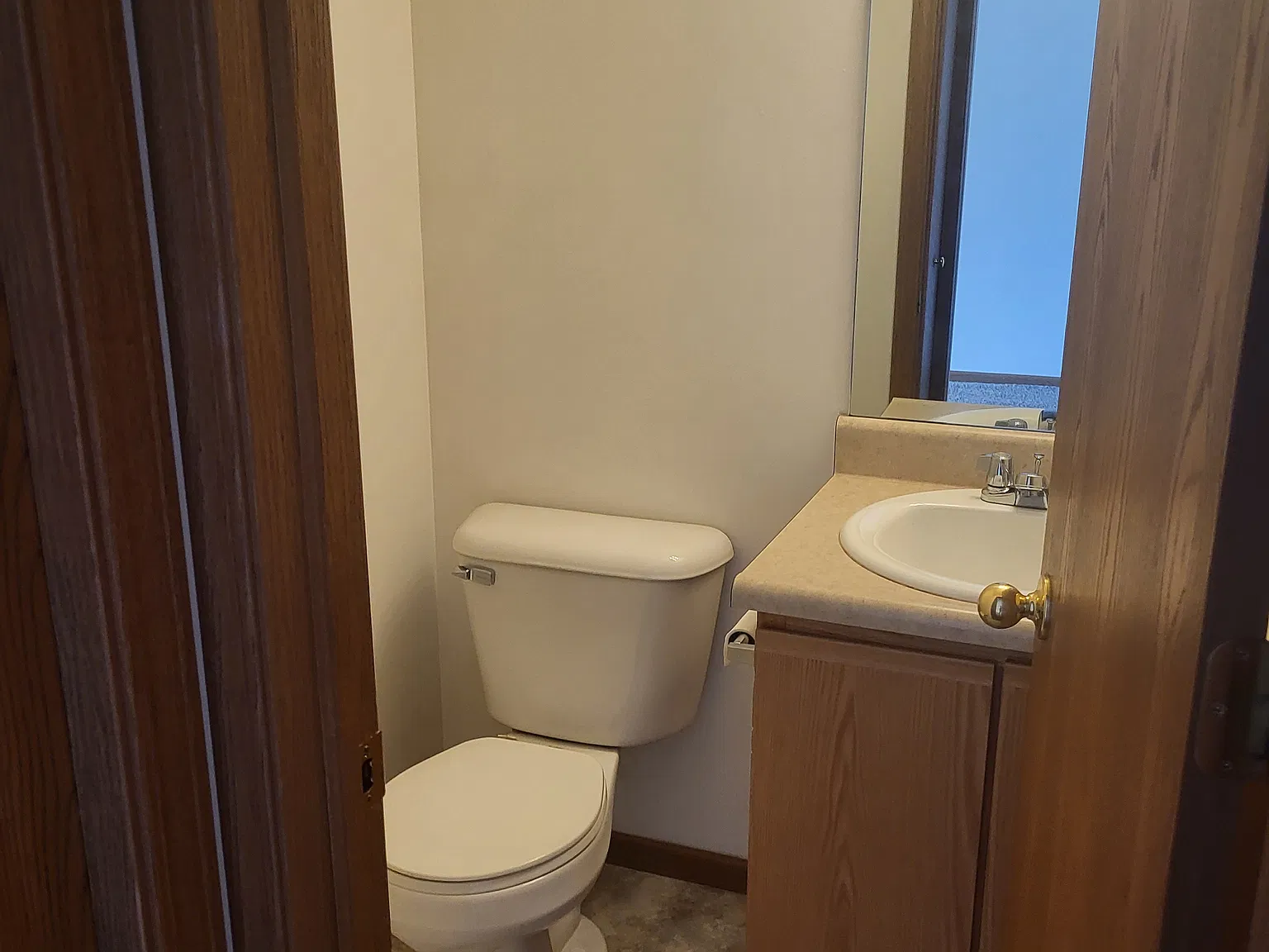 PKP 4915 Universal Dr — Photo 4