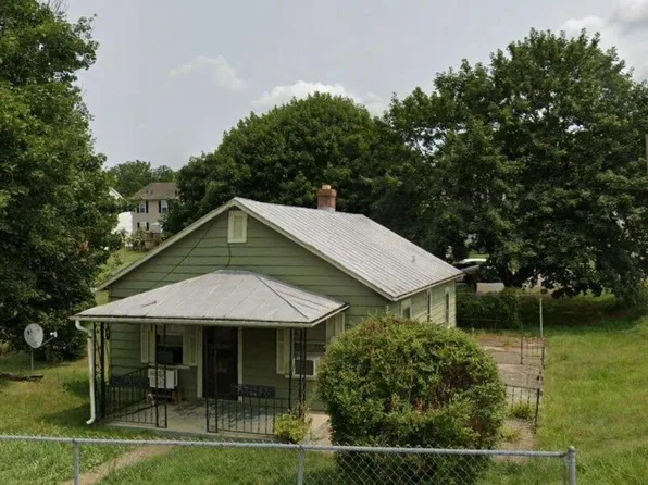 601 Grubert Ave, Staunton, VA 24401