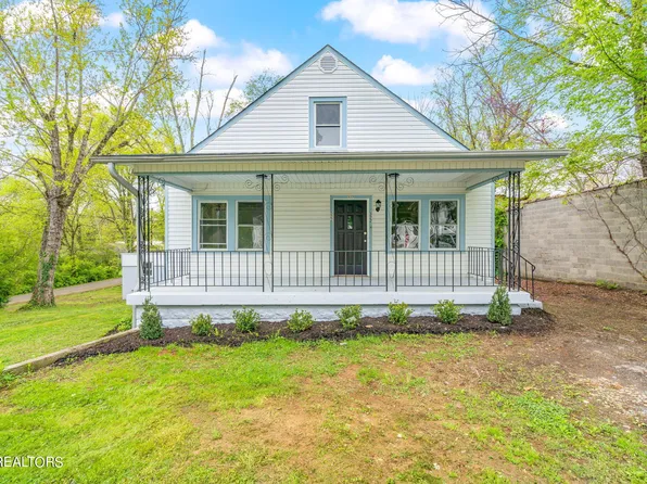 322 Unaka St, Clinton, TN 37716