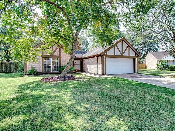 4th image of 21455 Park Orchard Dr