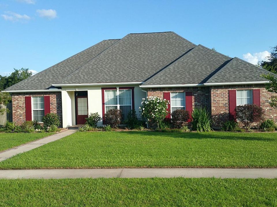 1st image of 1019 Woodridge Dr