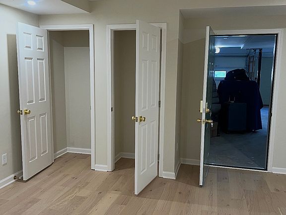 3rd image of 4996 N Peachtree Rd Unit 1