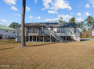 341 Neuse Winds Dr, Oriental, NC 28571