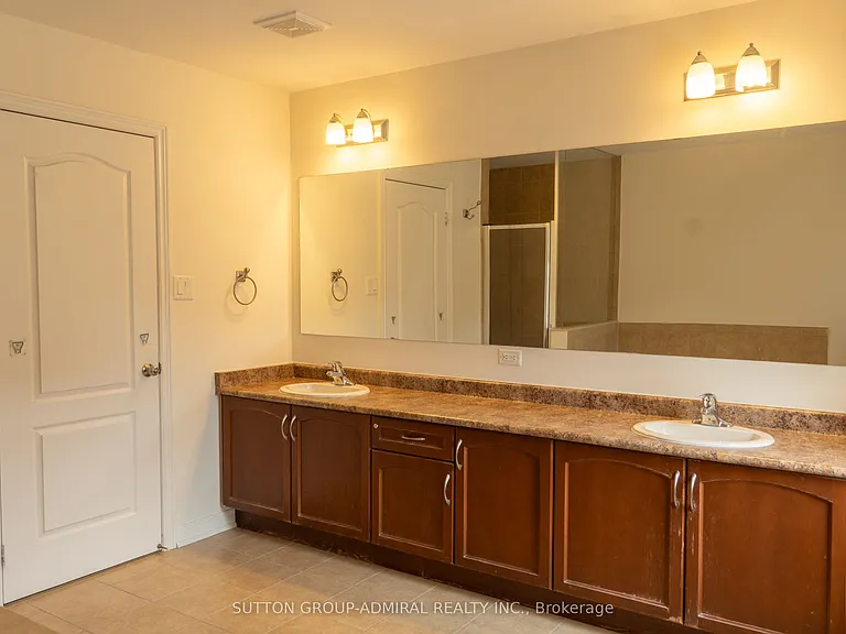29 Wendelyn Dr #MAIN 2ND FLOOR — Photo 29