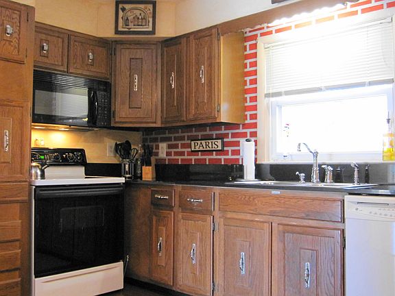 Fully equipped kitched