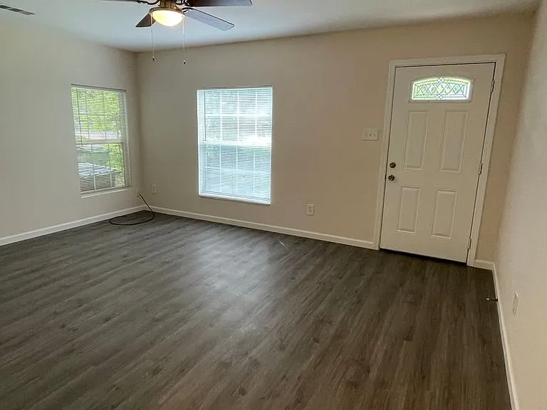 1817 Live Oak Ave — Photo 5
