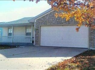 7323 SW 24th Ter, Topeka, KS 66614