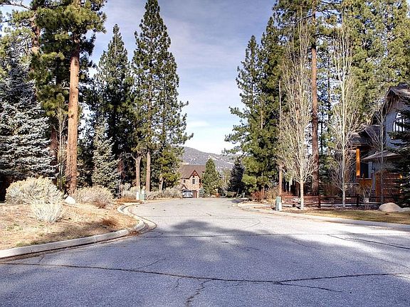 3rd image of 146 Meadow View Dr