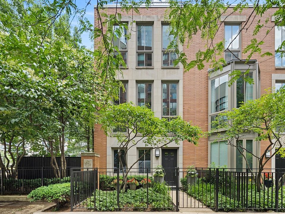 1st image of 447 N McClurg Ct Unit 447
