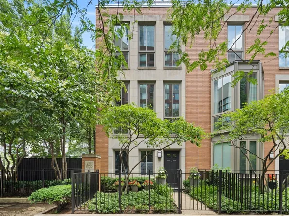 447 N McClurg Ct Unit 447, Chicago, IL 60611