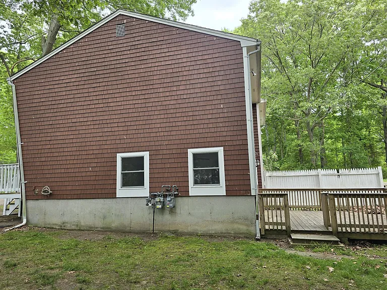 429 Boston Neck Rd #429 — Photo 3