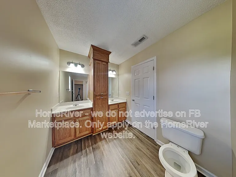 675 Talisman Dr — Photo 13