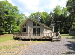 21 Skyline Dr, Albrightsville, PA 18210