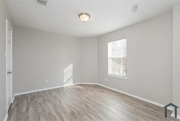 506 Niagara Falls Dr — Photo 19