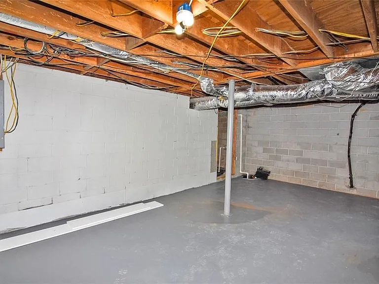 86 Regency Way SE — Photo 44