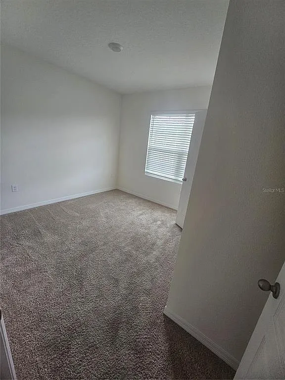 4 bed, 2.0 bath, 1851 sqft, $2,100 — Photo 4