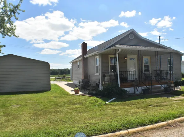 603 E 4th St, Saint David, IL 61563