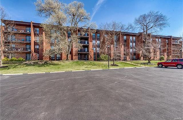 1st image of 585 Coeur De Royale Dr APT 105
