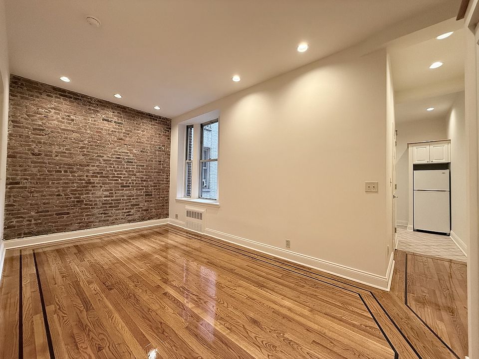 1st image of 61 W 10th St APT 1D