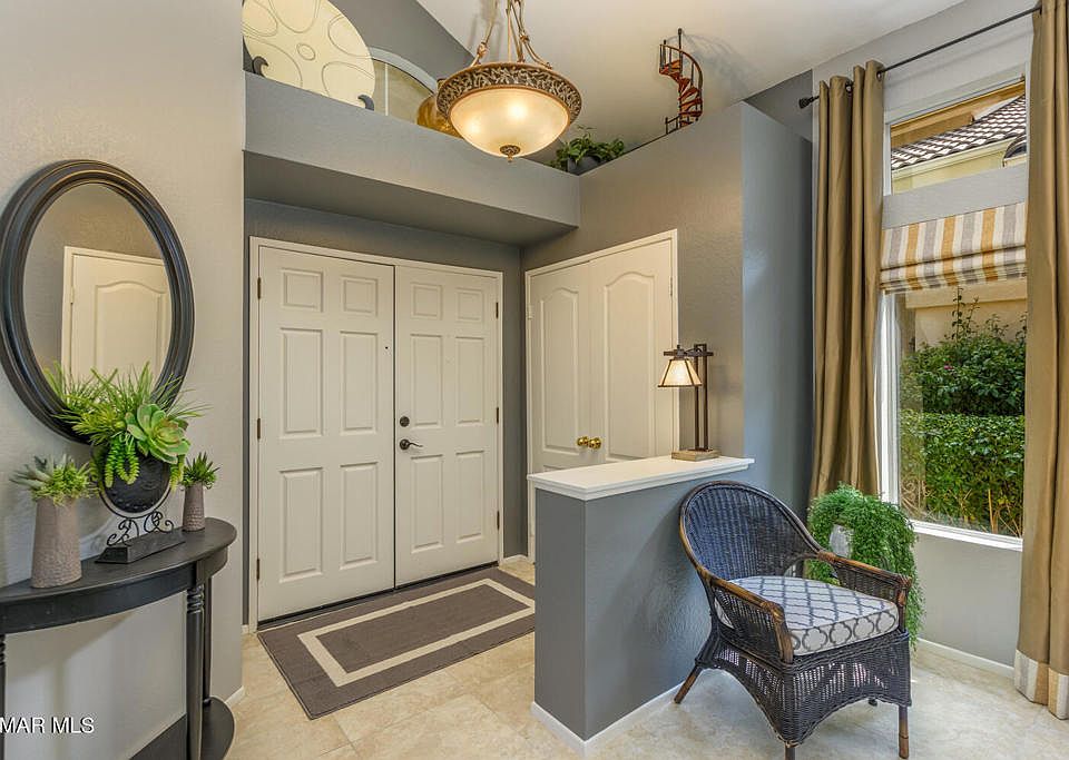 657 Galloping Hill Rd, Simi Valley, CA 93065 Zillow