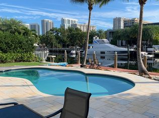 436 Poinciana Dr, Hallandale, FL 33009