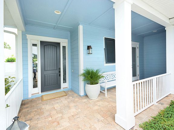 5th image of 209 Avenue C